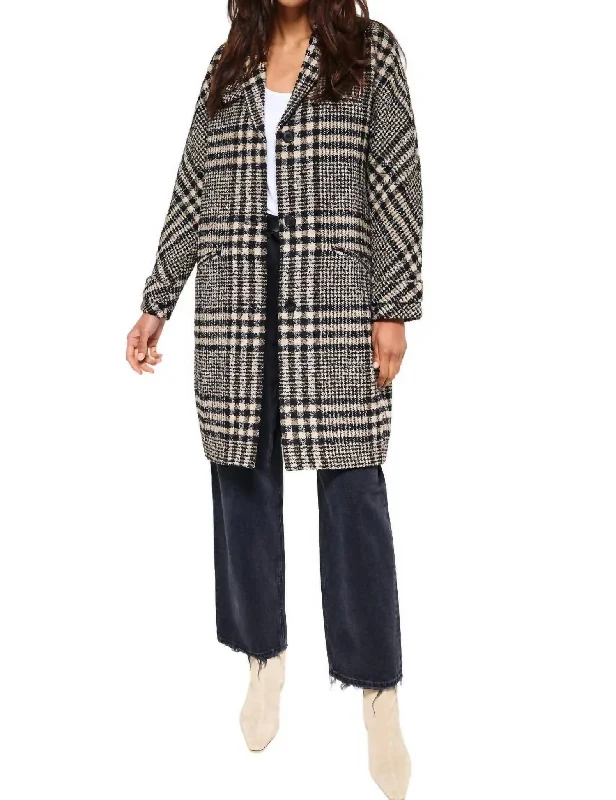 Cocoon Overcoat In Black/oat Plaid